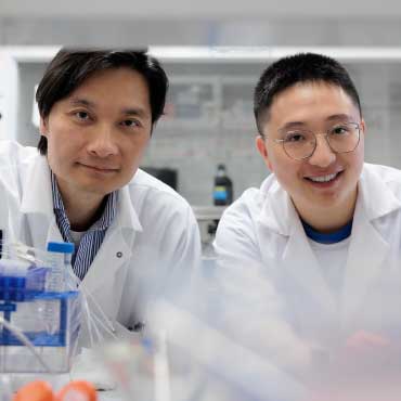 Dr. Shyh-Dar Li and Dr. Jiamin Wu