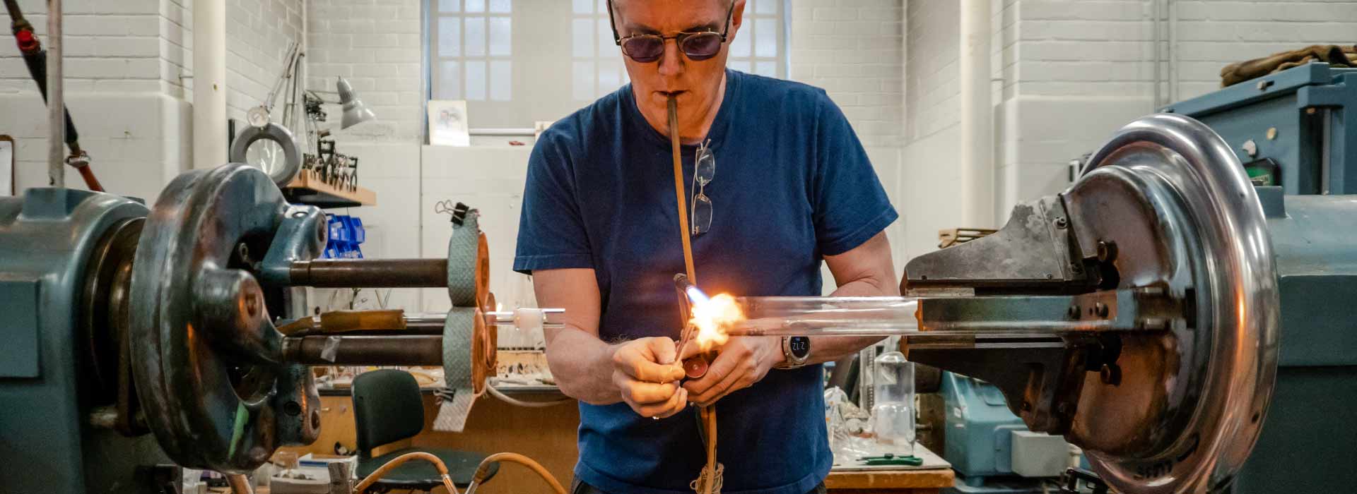 UBC glassblower Brian Ditchburn making glass